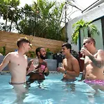 Lgbt Private King Room - Clothing Optional